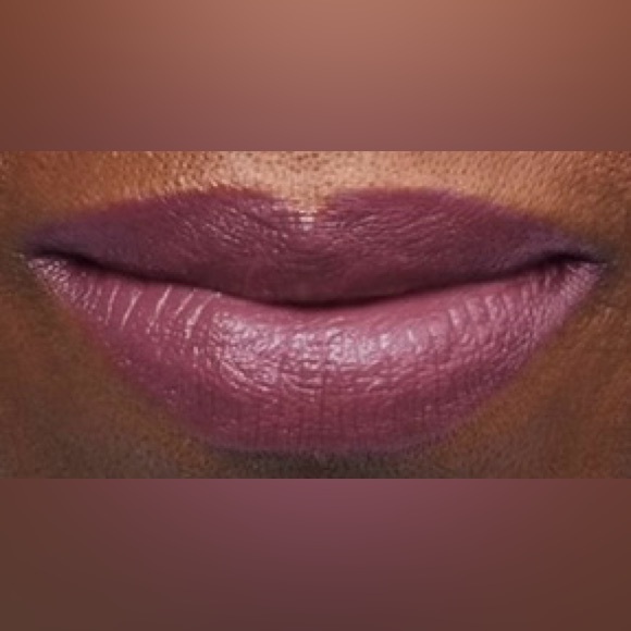 New Boots No7 Age Defying Lipstick Berry Shine - Picture 1 of 10